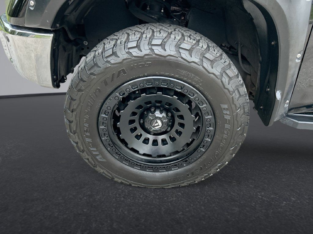 Used 2021 Toyota Tundra SR5 RWD image 10