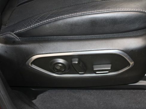 Used 2024 Jeep Wagoneer Series III AWD/4WD image 27
