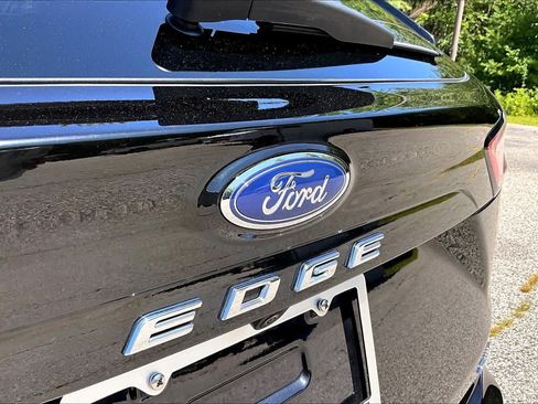 Certified 2024 Ford Edge SEL AWD/4WD image 33
