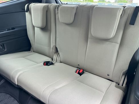 Used 2024 Subaru Ascent Premium w/ Convenience Package image 14