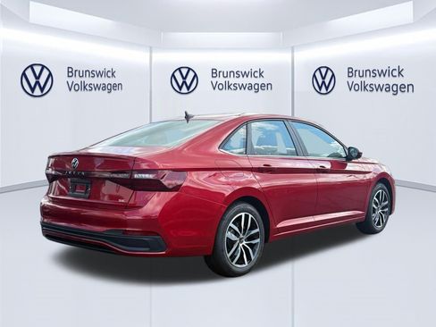 New 2026 Volkswagen Jetta SE FWD image 4