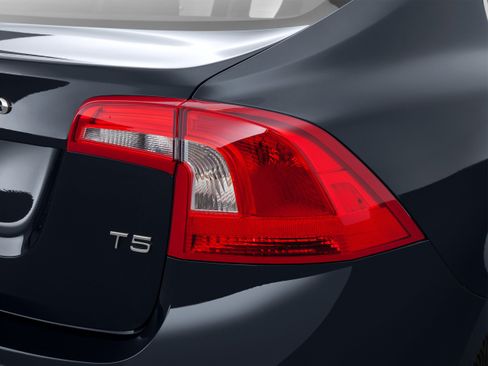 Used 2015 Volvo S60 T5 Platinum FWD image 53