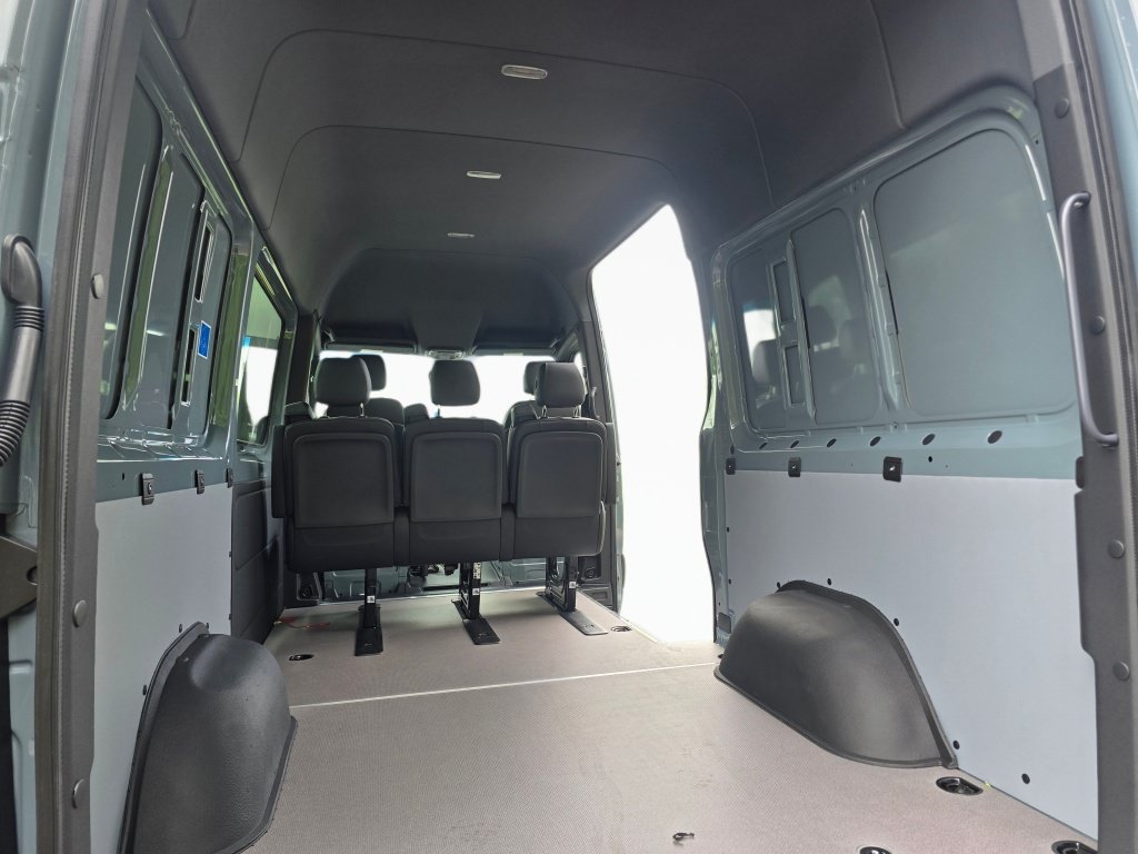 New 2026 Mercedes-Benz Sprinter 2500 image 17