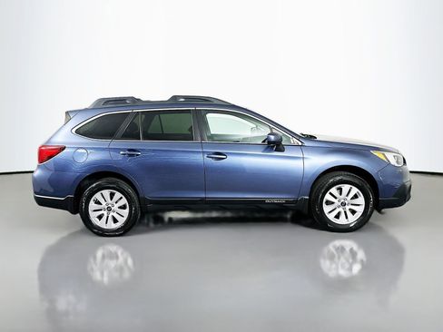 Used 2015 Subaru Outback 2.5i Premium AWD/4WD image 8