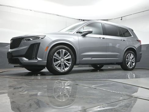 Used 2024 Cadillac XT6 Premium Luxury image 40