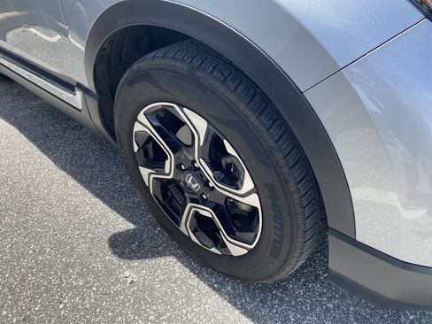 Used 2019 Honda CR-V Touring image 17