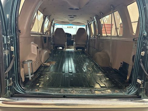 Used 1995 Ford E-350 and Econoline 350 XL image 4