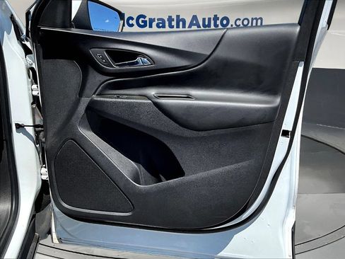Used 2021 Chevrolet Equinox LT FWD image 29