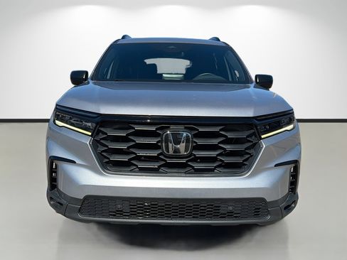 Used 2023 Honda Pilot Sport image 8