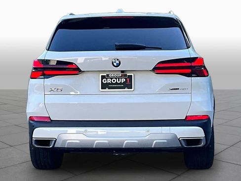 Certified 2026 BMW X5 xDrive40i AWD/4WD image 5