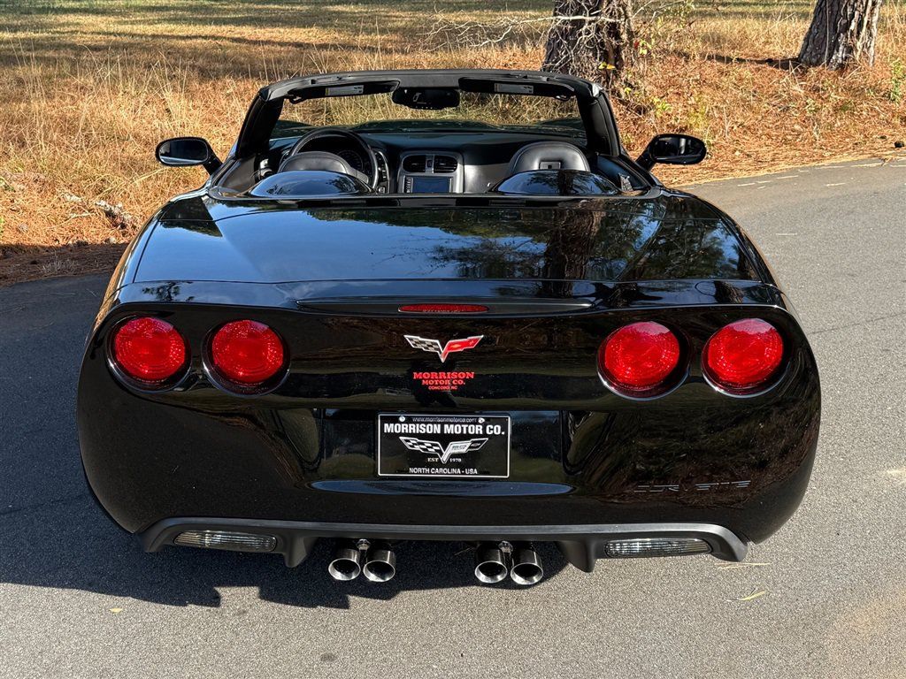 Used 2006 Chevrolet Corvette Convertible w/ Preferred Equipment Group RWD image 18
