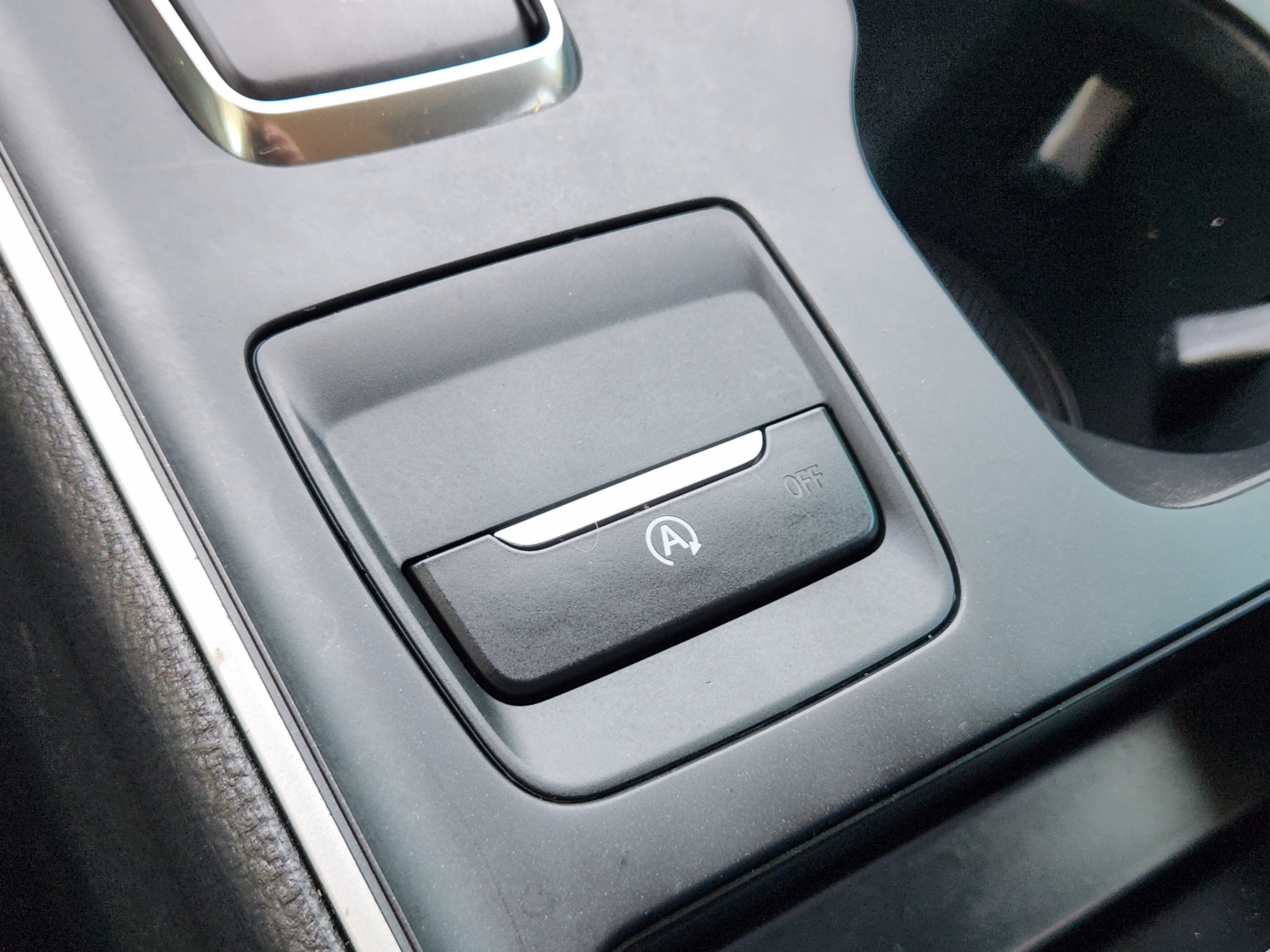 Used 2022 Ford Edge SE AWD/4WD image 25