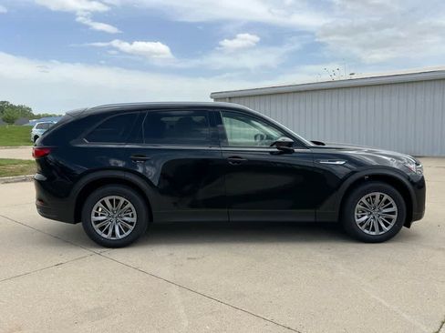 Used 2025 MAZDA CX-90 3.3 Turbo w/ Preferred Package image 6