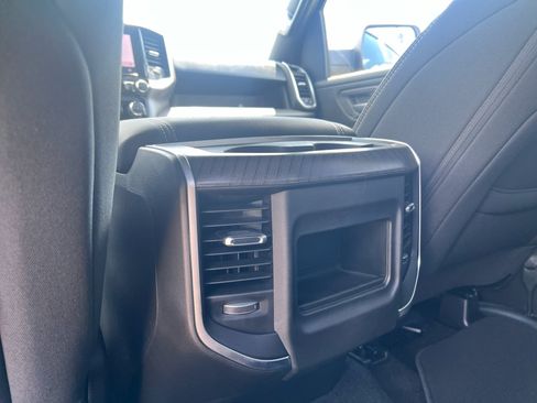 New 2026 RAM 1500 Express AWD/4WD image 18