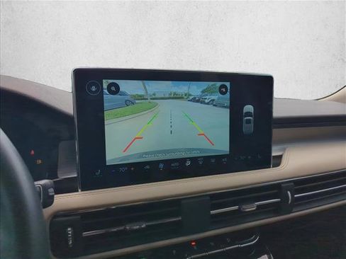 Used 2025 Lincoln Corsair FWD image 13
