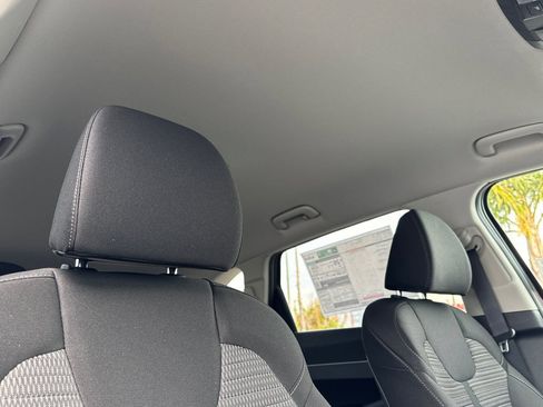 New 2026 Kia Sorento LX image 18