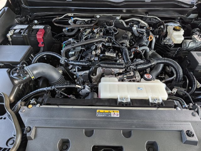 Certified 2024 Toyota Tacoma SR5 AWD/4WD image 31