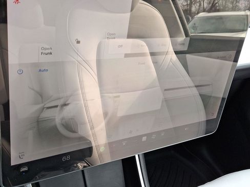 Used 2020 Tesla Model Y Performance image 16