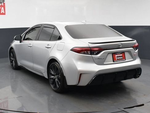 Used 2025 Toyota Corolla XSE FWD image 3