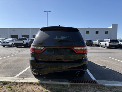 Used 2023 Dodge Durango R/T w/ Hemi Orange Plus Package image 5