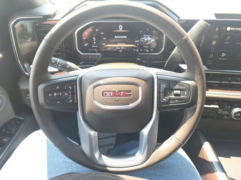 Used 2026 GMC Sierra 2500 SLT w/ SLT Premium Package AWD/4WD image 33