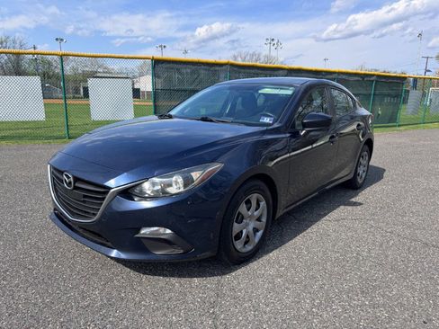 Used 2015 MAZDA MAZDA3 i SV image 3