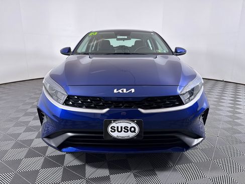 Used 2023 Kia Forte LXS image 2