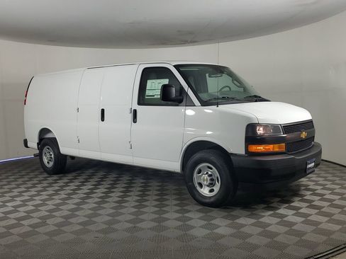 New 2026 Chevrolet Express 3500 Extended w/ Driver Convenience Package RWD image 3