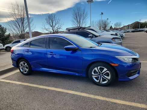 Used 2018 Honda Civic LX image 2