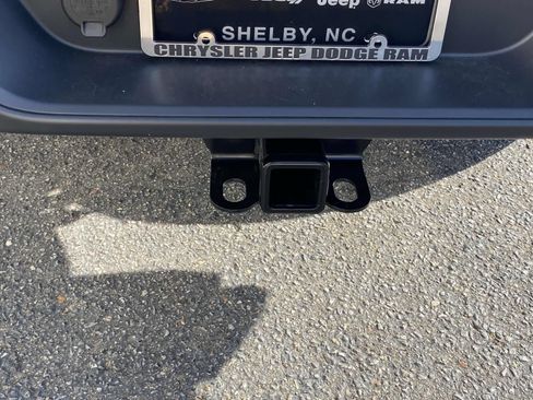 New 2026 Jeep Gladiator Sport AWD/4WD image 10