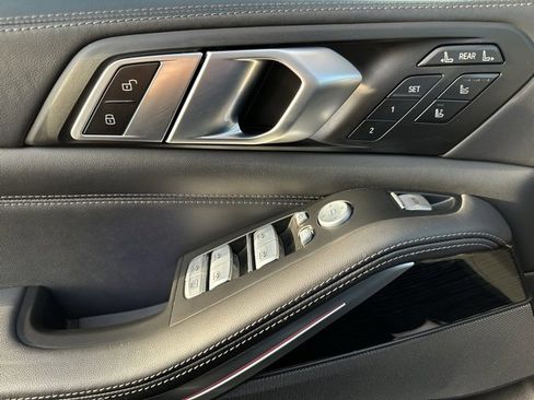 Used 2024 BMW X7 M60i w/ Executive Package image 13