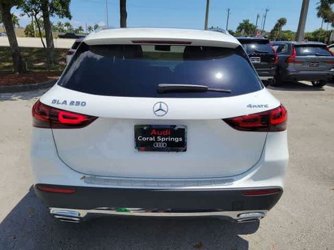 Used 2023 Mercedes-Benz GLA 250 4MATIC image 7