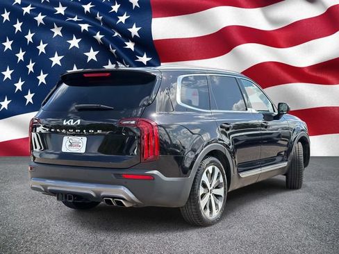 Used 2022 Kia Telluride EX w/ EX Premium Package FWD image 7