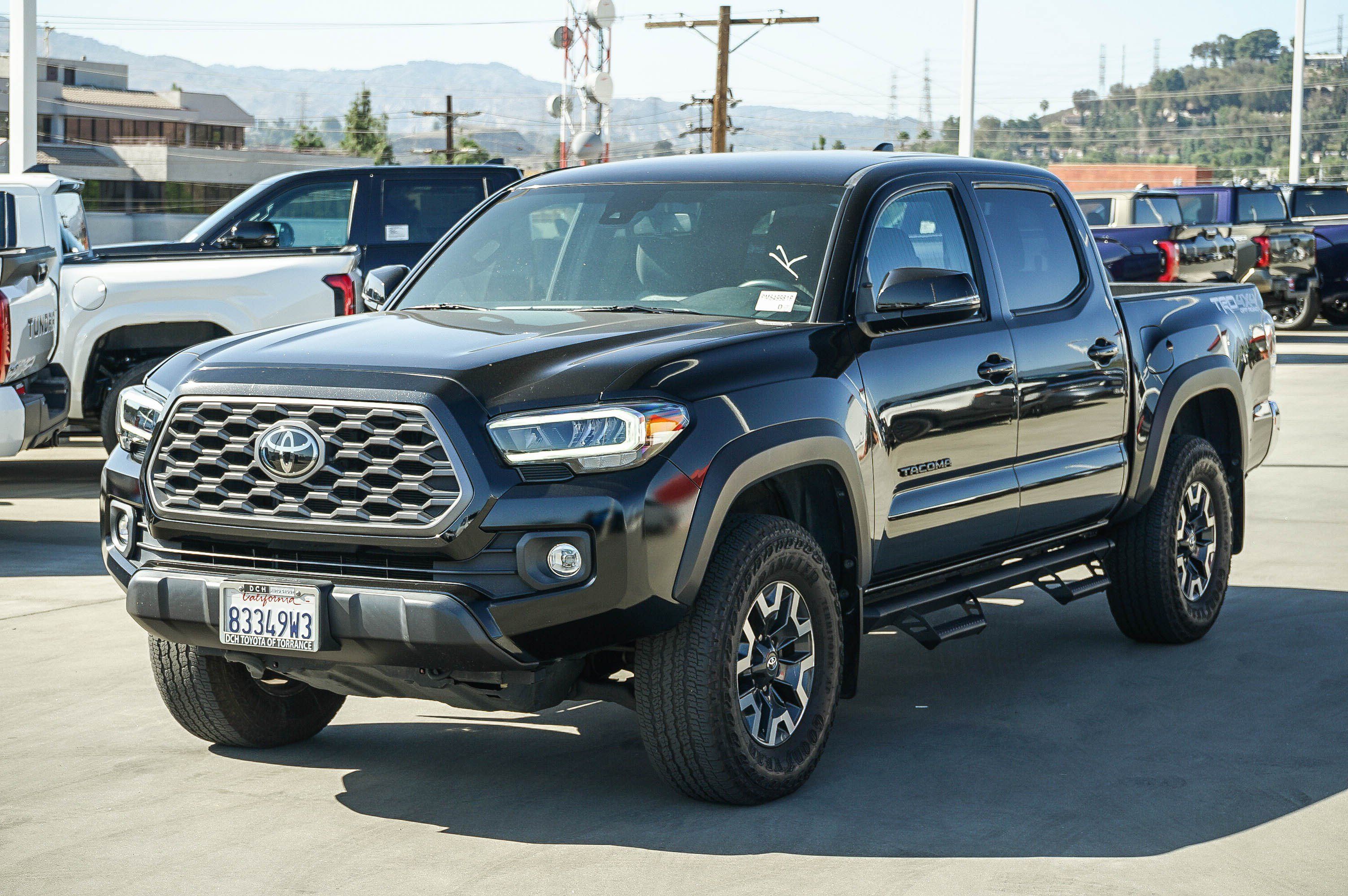 Used 2023 Toyota Tacoma TRD Off-Road AWD/4WD image 3