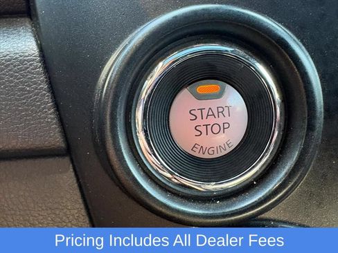 Used 2021 Nissan Titan PRO-4X w/ Pro-4x Convenience Package AWD/4WD image 15