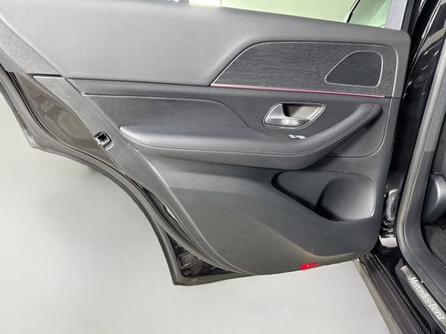 Used 2025 Mercedes-Benz GLE 350 4MATIC image 26