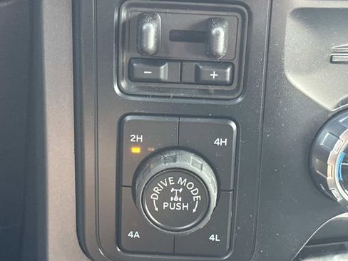 New 2025 Ford F150 Lariat w/ Equipment Group 502A High image 27