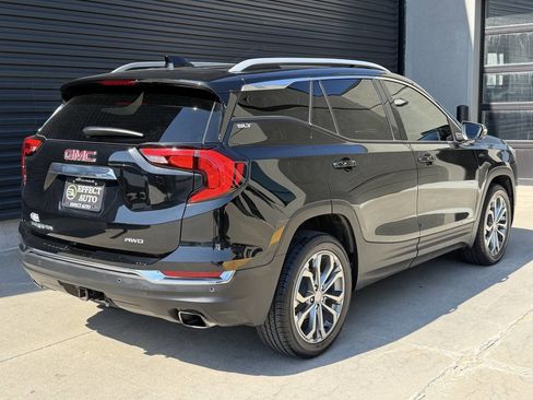 Used 2019 GMC Terrain SLT w/ Preferred Package AWD/4WD image 11