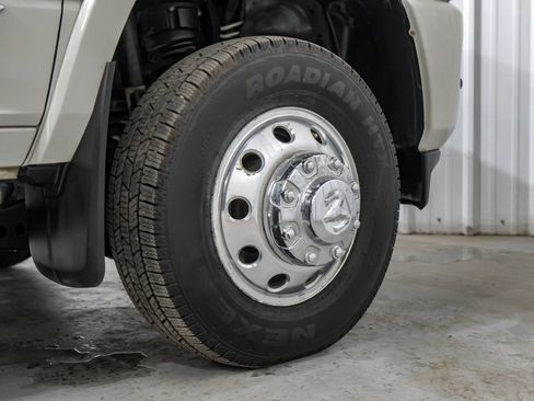 Used 2022 RAM 3500 Limited AWD/4WD image 63