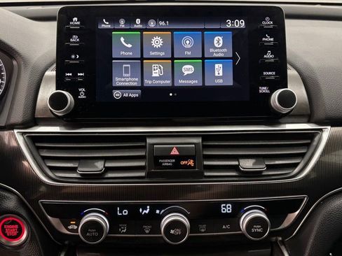 Used 2018 Honda Accord Sport image 35