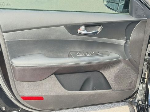 Used 2023 Kia Forte GT-Line w/ GT-Line Technology Package FWD image 20