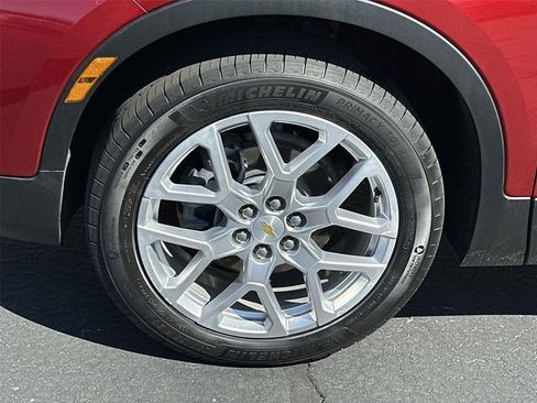 Certified 2024 Chevrolet Blazer LT w/ Convenience Package image 31