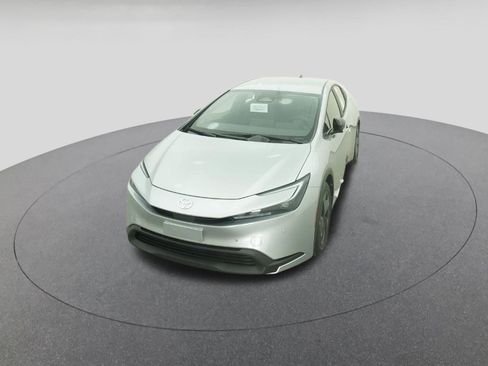 New 2026 Toyota Prius LE image 16