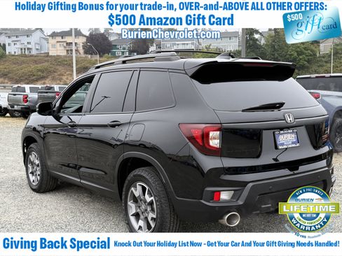 Used 2022 Honda Passport TrailSport image 3