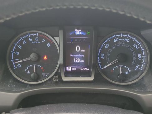 Used 2022 Toyota Tacoma TRD Sport RWD image 28