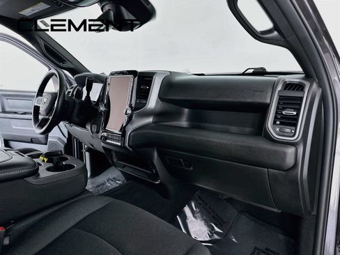 Used 2025 RAM 2500 Tradesman AWD/4WD image 32