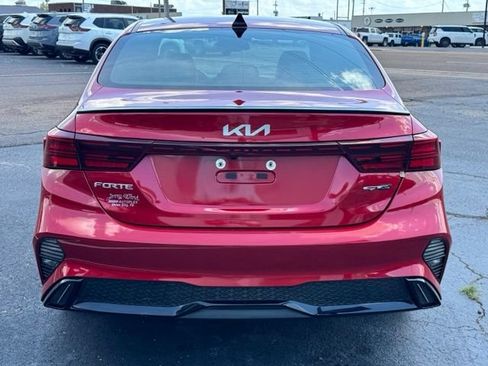 Used 2024 Kia Forte GT-Line w/ GT-Line Premium Package FWD image 4