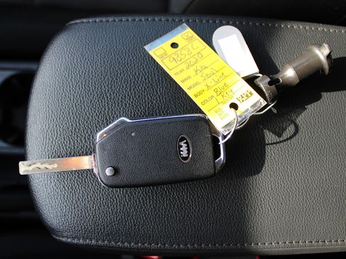 Used 2020 Kia Soul X-Line image 29