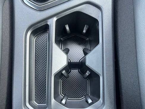 Certified 2024 Volkswagen Tiguan SE R-Line AWD/4WD image 15