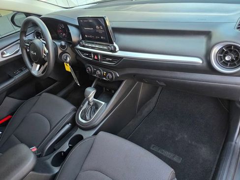 Used 2024 Kia Forte LXS w/ LXS Technology Package image 20